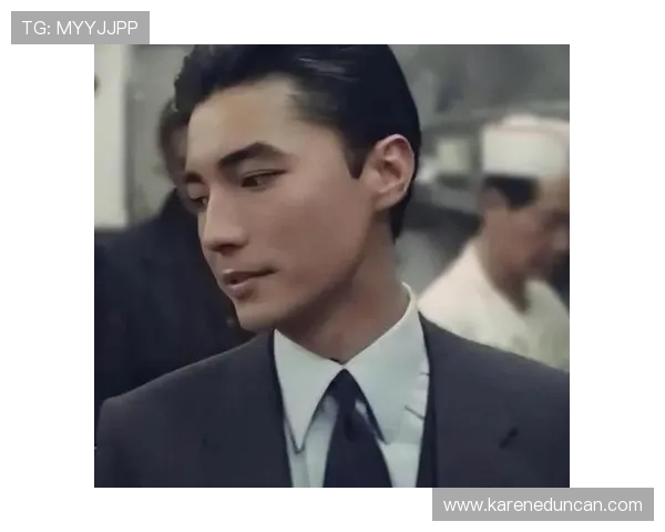 让尊龙现金人生为你开启博弈的新篇章，迎接挑战